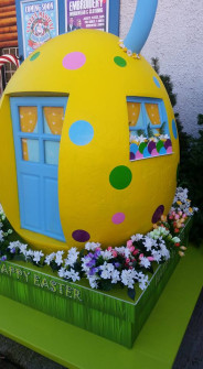 Easter House Display 3